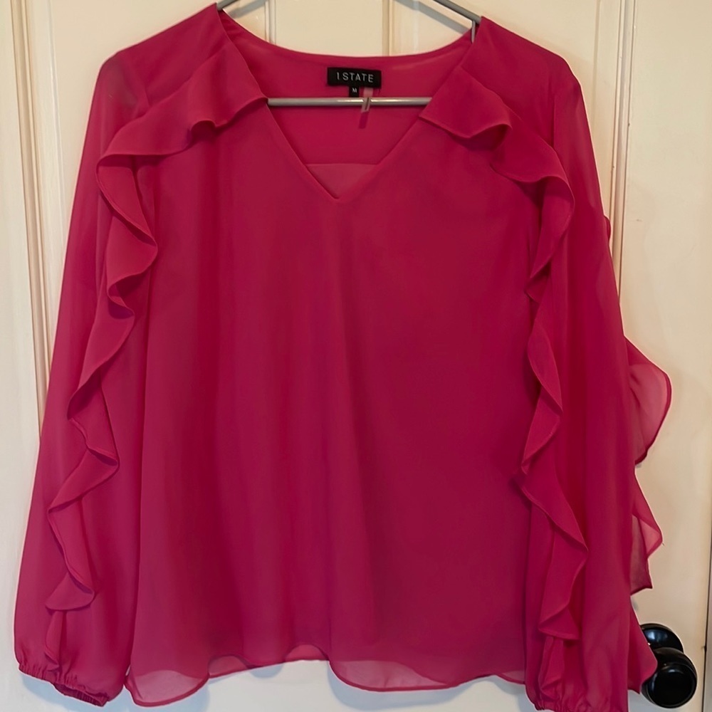 1.State Ruffled Vneck Long Sleeve Blouse pink size medium